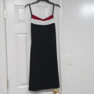 NICE BLACK N RED N WHITE MINI DRESS
